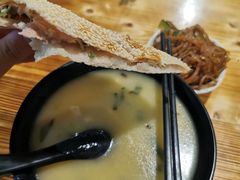 -老潍县美食街(东方路店)
