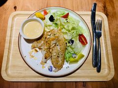 -POKEE VIA&Brunch·维娅(重庆来福士店)
