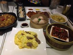 -新大咀港式茶餐厅(宝山万达店)