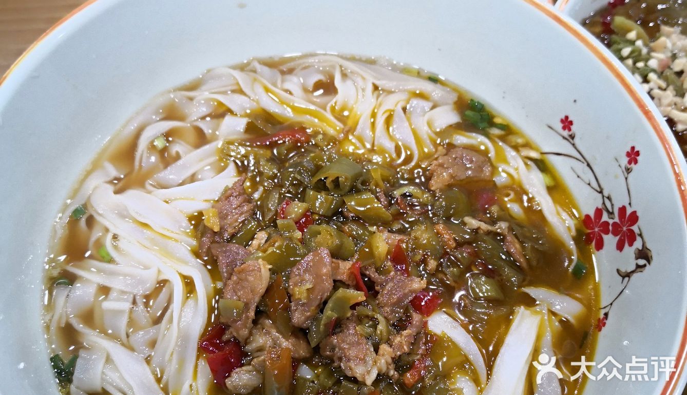 来吃碗现磨的长沙米粉