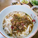 来吃碗现磨的长沙米粉