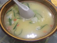 -天天向上素食餐厅(五台山店)