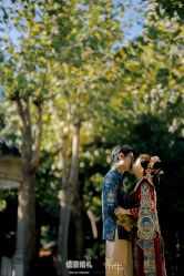 -拉瑞娜LaReine婚纱礼服高级定制