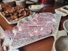 -牛得很·鲜牦牛肉烧烤·牛羊肉菌汤锅(康定店)