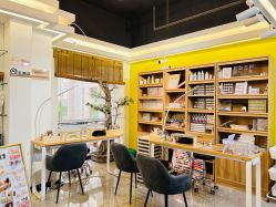 -涂tu指甲日式美甲美睫店