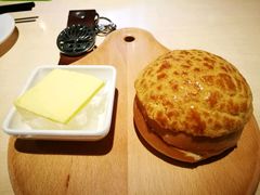 迷你菠萝油-来龙里 精致 东南亚餐室(万象城店)