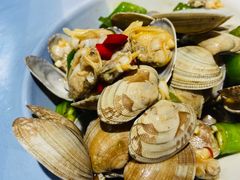 -臻鲜燕海鲜融合餐厅(金陵style店)