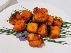 醉辉皇秘制熏鱼-醉辉皇上海之巅(上海中心大厦店)