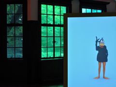 -Nathalie Djurberg与Hans Berg“牛皮纸包裹的月亮”-Prada荣宅当季展览