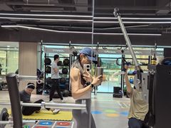 -英派斯健身旗舰店(海信国际中心馆)