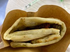 春锅烧饼夹羊肉串-官亭路小吃一条巷