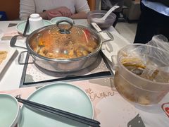 -黄记煌三汁焖锅(新佳丽江汉路店)