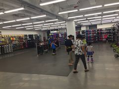 -迪卡侬(燕山店)