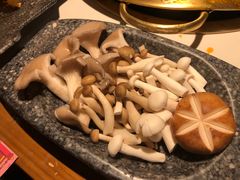 -哥老官重庆美蛙鱼头(虹口龙之梦店)