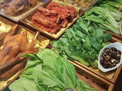 -闯关东东北农家菜(崂山石老人店)