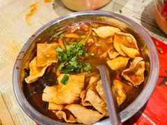 -柳州肥姨妈大骨螺蛳粉(万达中心店)