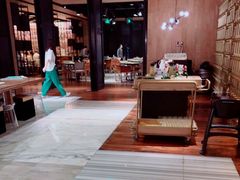 -杭州临平万丽酒店·燃餐厅(人民大道店)