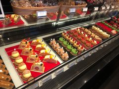 -Salon de The de Joel Robuchon(外滩18号店)
