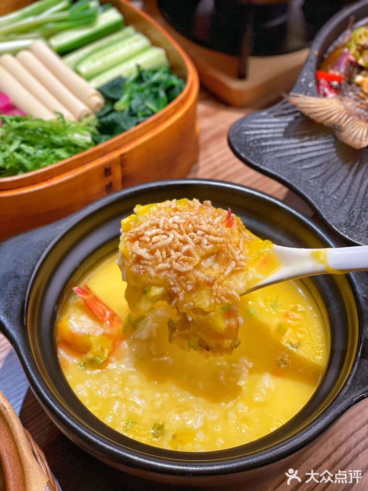 上海撸串新店！大缸出来的烤串就是香