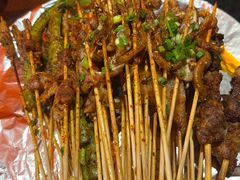 -何师烧烤Pro ·江湖川菜·小龙虾·精酿(太古里旗舰店)