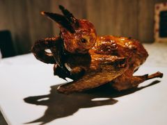 手撕乳鸽-琬苑鸽庄·川粤融合菜(解放碑总店)