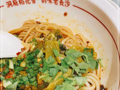 -呷佬·长沙手工米粉(金沙江路店)