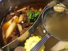 -左庭右院鲜牛肉火锅(金山万达店)