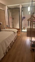 -苑苑vbeauty科技美容SPA