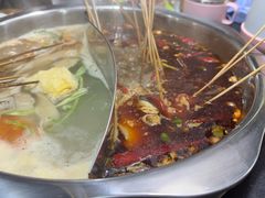 -何氏串串香火锅(翠亨店)