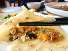 蟹黄汤包-老季市·三代非遗传承·地标美食老汁鸡(工农路店)