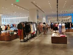 -URBAN REVIVO(西安Momopark店)