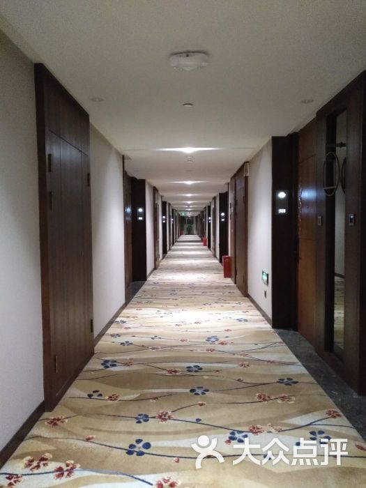 大地湾印象酒店走廊美观干净图片 第3张