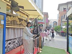 -塞纳河法国餐厅(意式风情街店)
