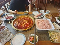 -小天鹅火锅·一线江景洪鼎旗舰店(洪崖洞店)