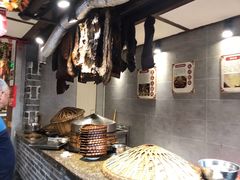 大堂-灶东家民间菜(回兴店)