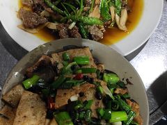 麦耙炒腊肉-味老大土碗菜(中山三路店)