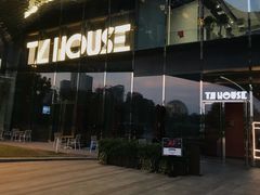 -TZ House音乐现场(来福士中心店)