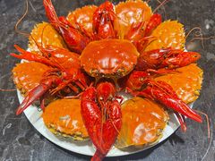 -川骄海鲜自助(王府井奥莱UP TOWN店原世界之花店)