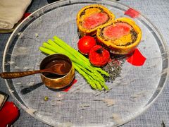 惠灵顿牛排-弦月窗LUNETTE BY AMANDA(复兴路店)