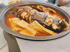 -新天明砂锅鱼头煲