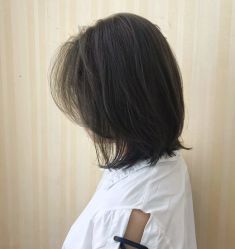 -诗悦发型SALON·圣罗兰店