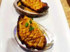 炭烤大鲍鱼-老大连·海肠捞饭·大连海鲜大连菜(西安路店)