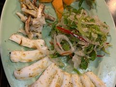鱿鱼沙拉-Lam Vien Restaurant