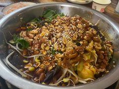 -周良天山牛杂城(天山路总店)