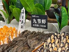 -领鲜活海鲜榴莲自助火锅(东门店)