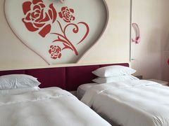 -广州花之恋城堡酒店