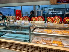 面包甜点陈列柜-泸溪河桃酥(欧尚店)