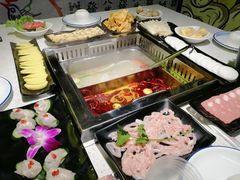 -十三幺山野火锅(市府路店)