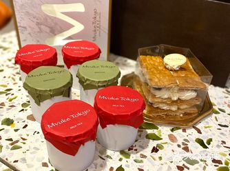 红茶布丁依旧经典好吃拿破仑也挺优秀,吃的开心♂️♂️♂️