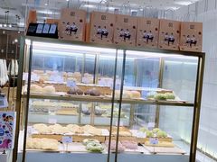 面包甜点陈列柜-奈雪的茶(湖滨银泰in77C区PRO店)